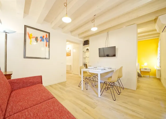 Dolcevita Apartments N 443